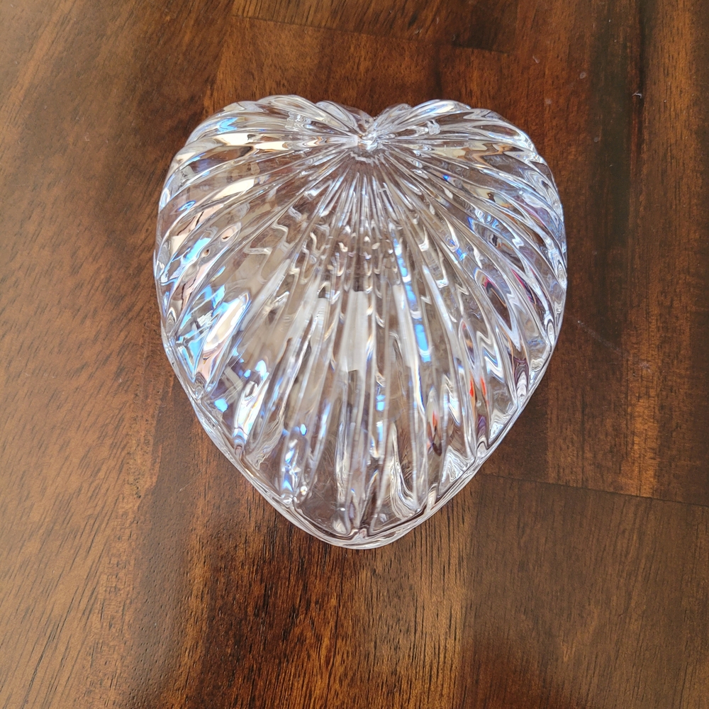 Crystal Heart-Shaped Glass Keepsake Box